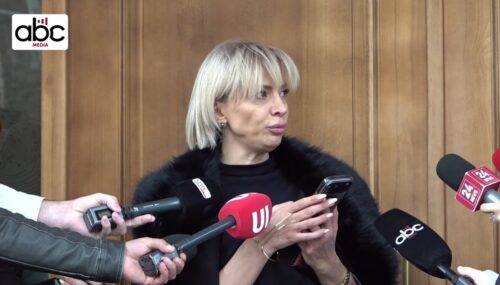 Երկվորյակ եղբայրների փաստաբանն ահազանգում է՝ չեն կարողանում մտնել Երևան քաղաքի վարչության շենք