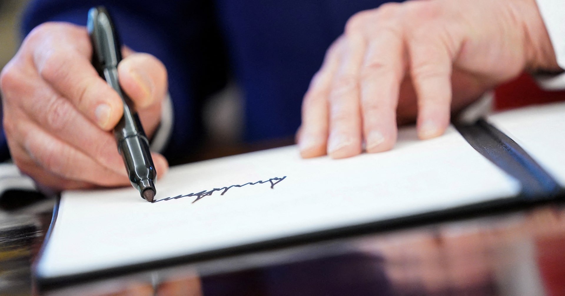 Թրամփի ստորագրությունն այսուհետ կլինի ԱՄՆ թղթադրամների վրա Թրամփի ստորագրությունն այսուհետ կլինի ԱՄՆ թղթադրամների վրա