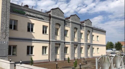 Սևանի բժշկական կենտրոնի տնօրենը մեղադրվում է խոշոր չափերի գույքի հափշտակության համար