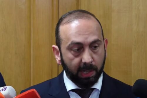 Շանտաժի էլեմենտ տեսնո՞ւմ եմ, ո՛չ, ինչո՞ւ ենք անում, լա՛վ ենք անում, մեր քաղաքական իրավունքն է․ Արարատ Միրզոյանը՝ Փաշինյանի հնչեցրած պատերազմի սպառնալիքի մասին