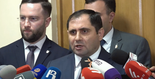 ՀՀ տարածքում ադրբեջանական դիրք չի կառուցվել, հերքում եմ․ Սուրեն Պապիկյանի ճեպազրույցը՝ կետերով