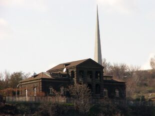 Ինչո՞ւ է հոսանքազրկվել Լևոն Տեր-Պետրոսյանի առանձնատունը․ ՀԷՑ-ի պարզաբանումը