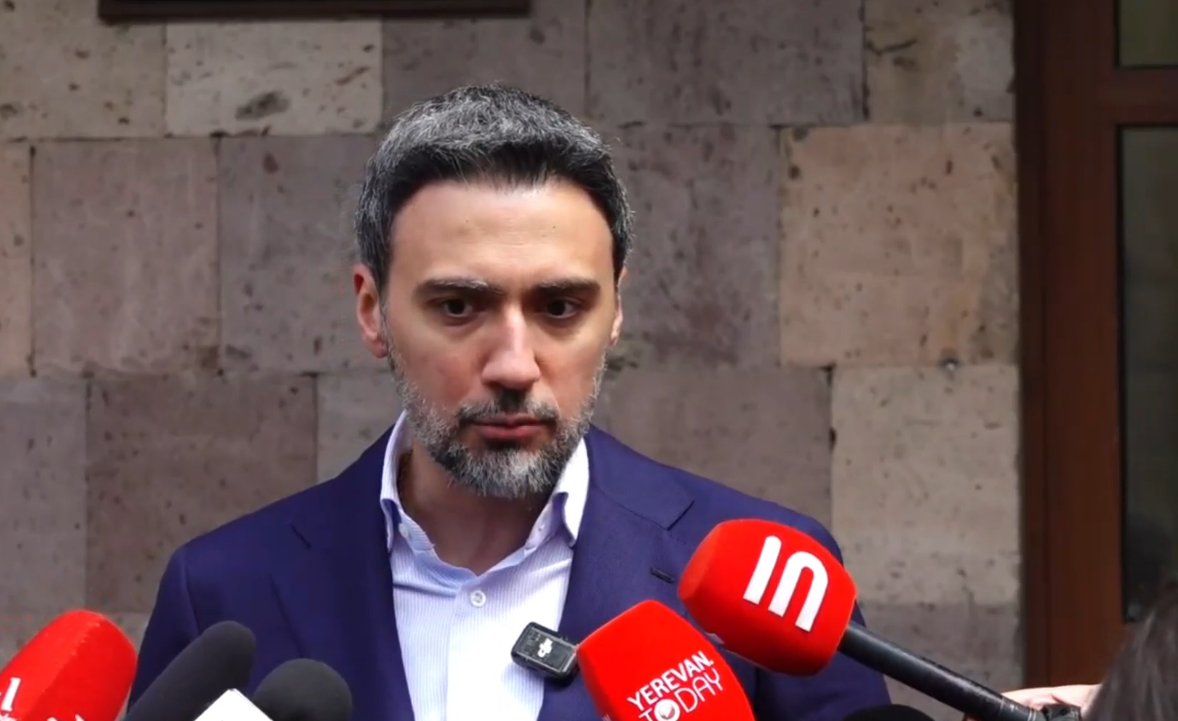 Սամվել Կարապետյանը պետք է հնարավորություն ունենա ամբողջությամբ մասնակցելու քաղաքական գործընթացին․ նրա խափանման միջոցի վերաբերյալ միջնորդություն է ներկայացվել Սամվել Կարապետյանը պետք է հնարավորություն ունենա ամբողջությամբ մասնակցելու քաղաքական գործընթացին․ նրա խափանման միջոցի վերաբերյալ միջնորդություն է ներկայացվել