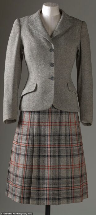 Ոճային թագուհին․ Բուքինգհեմյան պալատը կցուցադրի Եղիսաբեթ թագուհու զգեստապահարանը