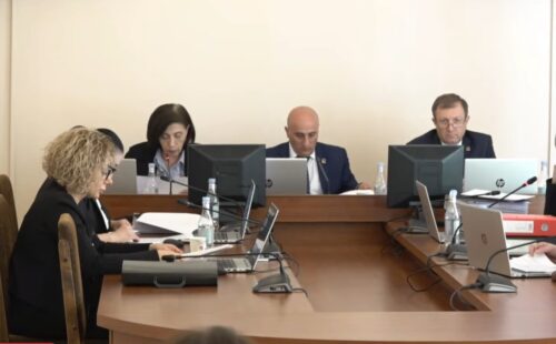 ԿԸՀ-ն 48 ժամ է տվել քաղաքական ուժերին ներկայացված փաստաթղթերի անճշտությունները վերացնելու համար