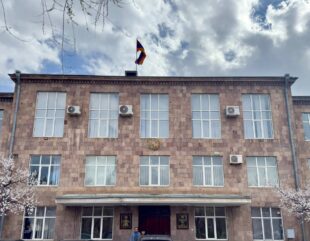 Ինչո՞ւ է Սարդարապատի տնօրենն ազատվել պաշտոնից․ պարզաբանել է նաև մարզպետը