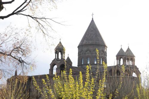 Մայր Աթոռ Սուրբ Էջմիածինը խստորեն դատապարտում է «Քաղաքացիական պայմանագիր» կուսակցության նախընտրական ծրագրում Հայաստանյայց Առաքելական Սուրբ Եկեղեցու վերաբերյալ մերժելի դրույթների ընդգրկումը