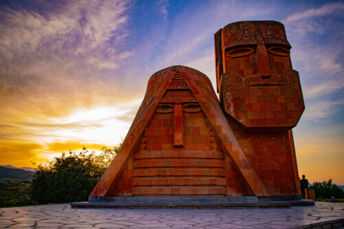 Արցախի «Մե՛նք ենք մեր սարերը» հուշարձանը գտնվում է ոչնչացման վտանգի տակ․ ահազանգ