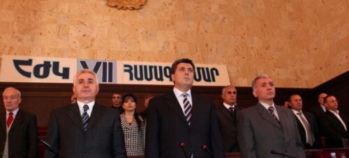 Ստեփան Դեմիրճյանը ԴՕԿ կուսակցության հետ երբևէ հանդիպում կամ քննարկում չի ունեցել․ ՀԺԿ-ից կրկին հերքում են