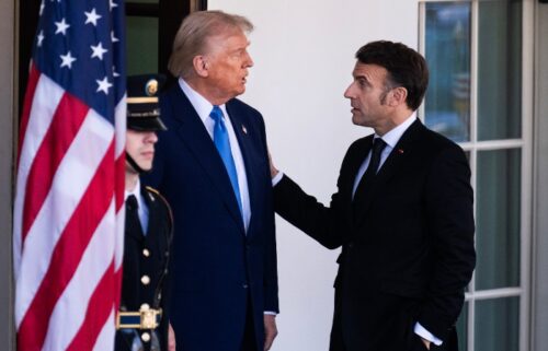 Օգնություն ստանալու համար զանգահարեցի Մակրոնին, որը դեռ վերականգնվում է կնոջ՝ ծնոտին հասցրած հարվածից․ Թրամփ