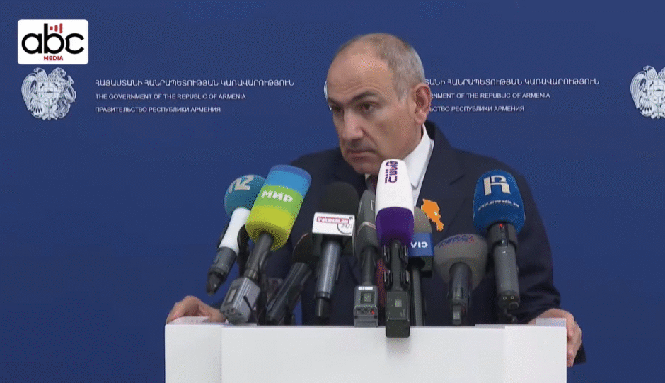 Ես ի՞նչ կապ ունեմ 18-ամյա Դավիթի կալանքի հետ․ Փաշինյանի ճեպազրույցը՝ կետերով