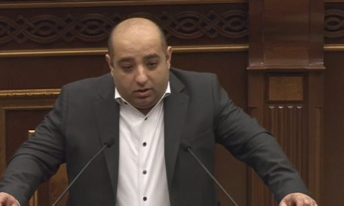 Լավ հիշեք այս անունները. փաստաբանը հրապարակեց Եկեղեցու դեմ գործած քննիչների ու դատավորների ցուցակը