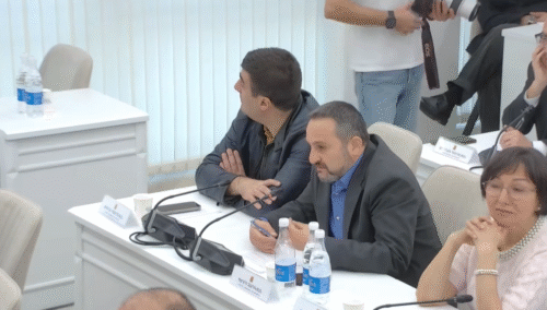 ԱՆԻՖ-ը, քովիդը, տոնական զարդարանքները․ կոռուպցիայի կասկածանքները չեն վերանում, պարո՛ն Ավինյան․ Պեդրո Զարոկյան