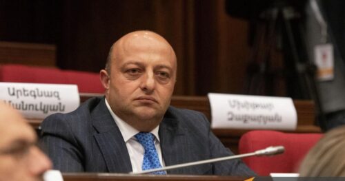 Պատգամավոր Արթուր Սարգսյանը կշարունակի մնալ տնային կալանքում