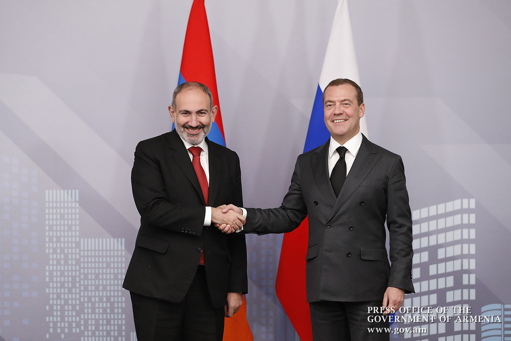 Փաշինյանը ՀՀ-ի համար «խաղաղության երաշխավոր» չէ, այլ «սրիկա, որը որոշ ժամանակով իշխանության գլուխ է բարձրացվել»․ Մեդվեդև Փաշինյանը ՀՀ-ի համար «խաղաղության երաշխավոր» չէ, այլ «սրիկա, որը որոշ ժամանակով իշխանության գլուխ է բարձրացվել»․ Մեդվեդև
