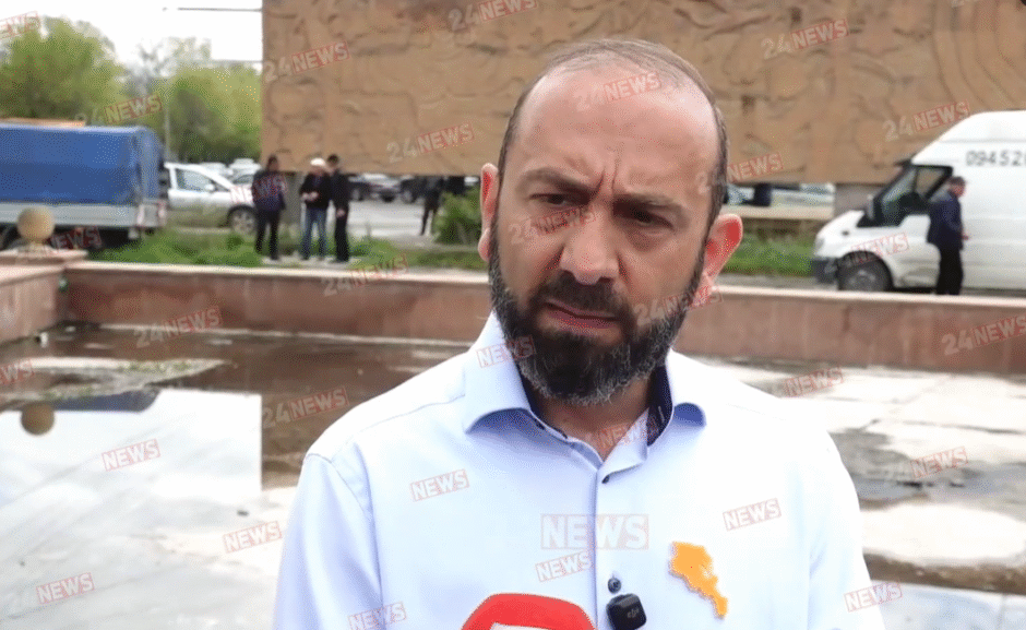 Երկաթուղու այն բացակայող հատվածը, որի պատճառով Գյումրի-Կարս կապը չի գործում, պետք է կառուցվի, այդ հնարավորությունը մենք բաց չենք թողնելու․ Արարատ Միրզոյան