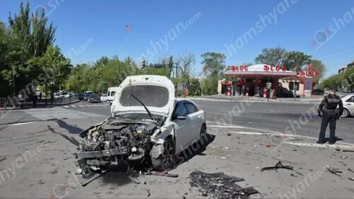 Ազատության պողոտայում բախվել են «Kia»-ն և «Mercedes»-ը․ կան վիրավորներ. Shamshyan.com