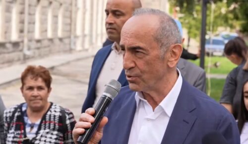 Ուղղակի անբարոյականություն է բանակն օգտագործել քարոզչական նպատակներով․ Ռոբերտ Քոչարյանը՝ զորահանդեսի մասին
