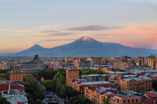 Աշխարհաքաղաքական խաղադրույքները հաշվի առնելով՝ ՀՀ ընտրությունները չափազանց կարևոր են, միևնույն ժամանակ՝ զարմանալիորեն ոչ հուսադրող են․ արևմտյան մամուլ