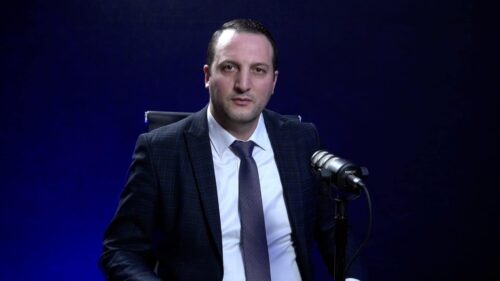 Իր ամբողջ քաղաքական կենսագրությամբ ու վարքագծով՝ Զելենսկին միշտ բացահայտ ցուցադրել է ադրբեջանամետ դիրքորոշում․ միջազգայնագետ