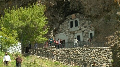 Սուրբ Վարվառա կույսի Մասունքը մի քանի ժամով Ծաղկեվանքում կլինի