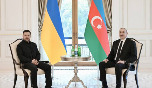 Իր ամբողջ քաղաքական կենսագրությամբ ու վարքագծով՝ Զելենսկին միշտ բացահայտ ցուցադրել է ադրբեջանամետ դիրքորոշում․ միջազգայնագետ