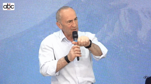 Հենց բանակ պետք է ունենանք պատերազմ չունենալու համար․ Ռոբերտ Քոչարյանը՝ Աջափնյակում