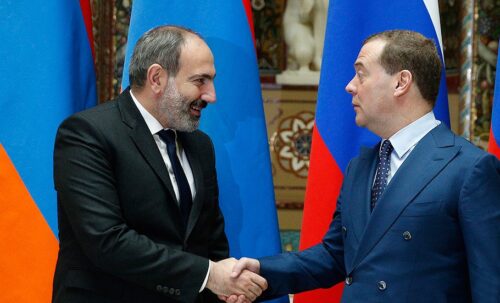Մեդվեդևը շնորհավորել է Փաշինյանին ծննդյան օրվա առթիվ՝ հիշեցնելով նրան Տրոցկու անցած ուղին