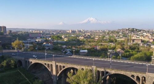 Օտարերկրացին ցանկացել է նետվել «Հաղթանակ» կամրջից