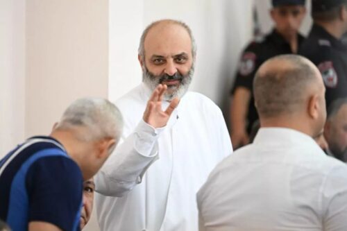 Դուք կանգնել եք արտաքին թշնամու դեմ, այսօր ժամն է կանգնելու ներքին թշնամու դեմ․ Բագրատ սրբազանի ուղերձը՝ տավուշցիներին