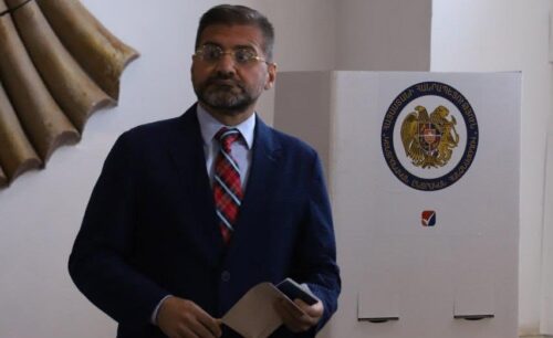 Արման Բաբաջանյանը դիմում է ՍԴ ու վիճարկում է հանրային միջավայրը, որտեղ տեղի են ունեցել ընտրությունները․ հայտարարություն