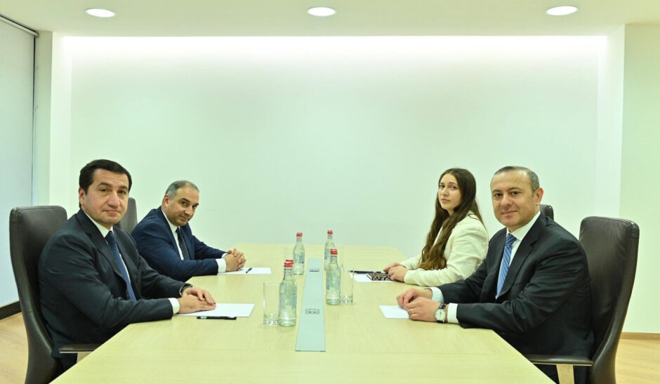 Ալիևի օգնականն այցելել է Դիլիջան՝ հանդիպելու Արմեն Գրիգորյանի հետ