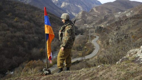 Ադրբեջանի կողմից Հայաստանի իշխանությունների վրա ճնշում գործադրելու անհրաժեշտություն չի լինի, Փաշինյանը և նրա թիմը պատրաստ են զիջումների գնալ. փորձագետներ