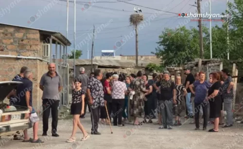 Ջրառատ երկրում՝ առանց ջրի․ փողոց դուրս եկած լուսառատցիներն ասում են՝ ո՛չ ջրագիծ ունեն, ո՛չ՝ կոյուղի