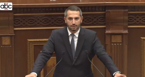 Պարոն Սիմոնյանն աշխարհի ամենահեշտ ԱԺ-ում չի եղել նախագահ, բոլորդ էլ տեսել եք, թե ինչ մարդկանց հետ է ստիպված եղել շփվել․ Ռուբեն Ռուբինյան