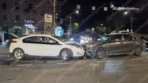 Խոշոր ավտովթար՝ Երևանում. վիրավոր երկու անչափահասները տեղափոխվել են հիվանդանոց.