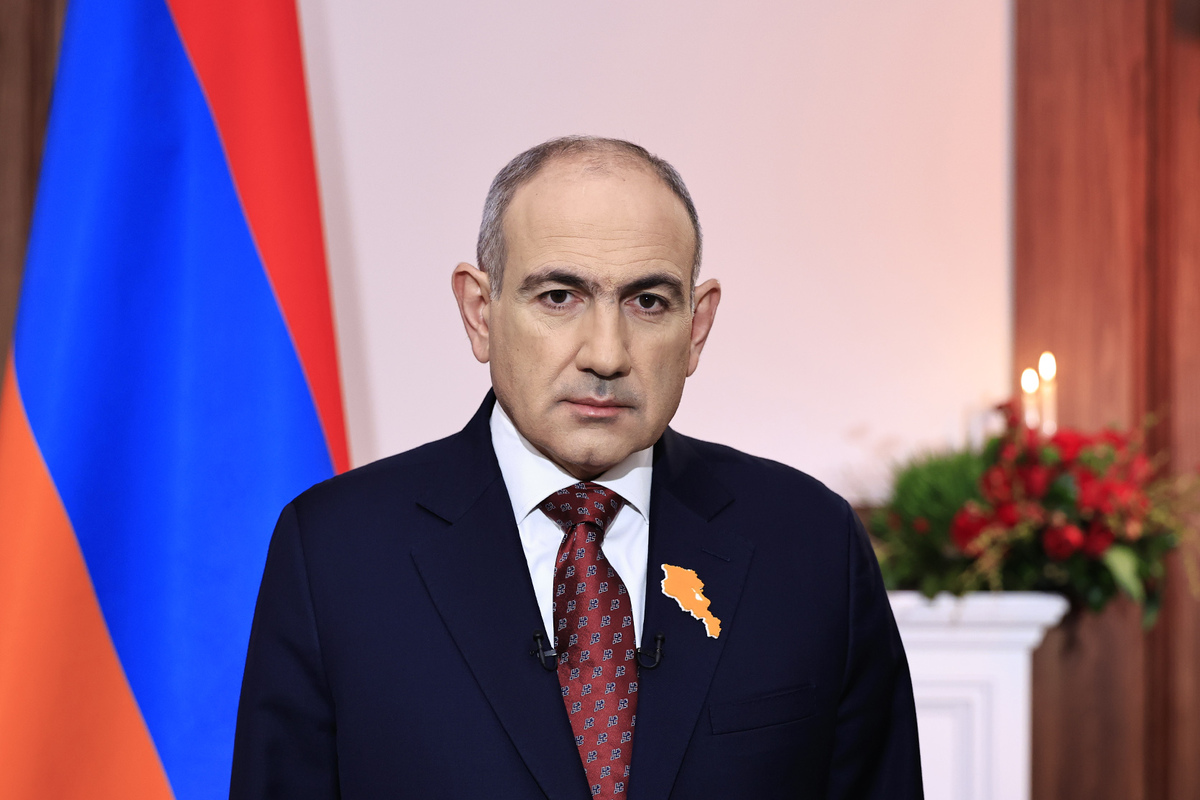 Հայաստանի ղեկավարությունը խաբել է իր արտադրողներին․ գուցե Փաշինյանն ի՞նքը գնի չարտահանվող ապրանքը․ ռուսական մամուլի ամփոփում Հայաստանի ղեկավարությունը խաբել է իր արտադրողներին․ գուցե Փաշինյանն ի՞նքը գնի չարտահանվող ապրանքը․ ռուսական մամուլի ամփոփում