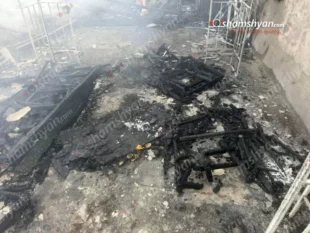 Խոշոր հրդեհ՝ Արմավիրում․ «ՎԱԶ 2107»-ը մոխրակույտի է վերածվել