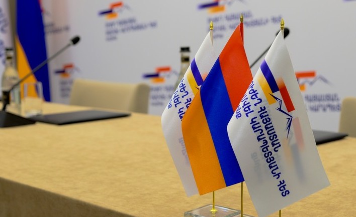 ԿԸՀ-ն հրապարակել է «Ուժեղ Հայաստանից» մանդատ ստացած պատգամավորների անունները ԿԸՀ-ն հրապարակել է «Ուժեղ Հայաստանից» մանդատ ստացած պատգամավորների անունները