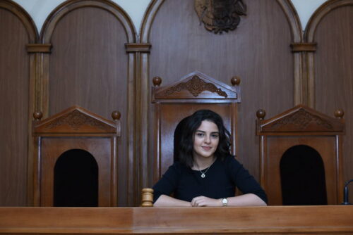Պրոիշխանական FIP-ը գնացել է իմ մատնանշած կոռուպցիոն դրվագի հետքերով և պարզել, որ Քաղաքացու օրվա առթիվ կրծքանշանների գումարի դուրսգրումը կա, բայց այդ կրծքանշանները չկան․Տաթևիկ Սողոյան