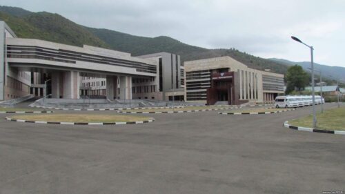 Լոռու մարզում 2-ամյա տղան երրորդ հարկից վայր է ընկել