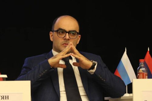 Հայաստանի քաղաքական օրակարգի առանցքային հարցը պետք է լինի Տիգրանաշենի ապագան. Վահե Դավթյան
