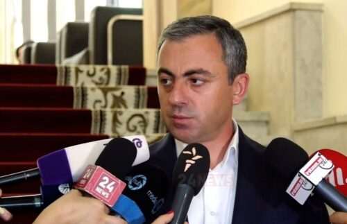 Փաշինյանն ու ՔՊ-ն ժողովրդին լարում են մեր դեմ, որպեսզի կարողանան Ադրբեջանի պահանջները բավարարել․ Իշխան Սաղաթելյանը՝ Սահմանադրությունը փոխելու մասին