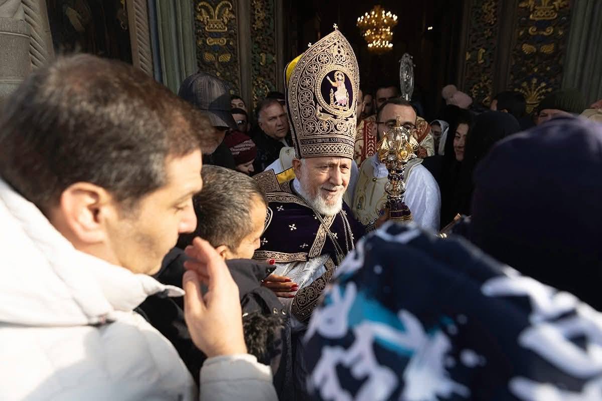 «Գերագույն խորհուրդ» պատգամավորական ակումբը վերահաստատում է աջակցությունը Հայրապետին․ հայտարարություն «Գերագույն խորհուրդ» պատգամավորական ակումբը վերահաստատում է աջակցությունը Հայրապետին․ հայտարարություն