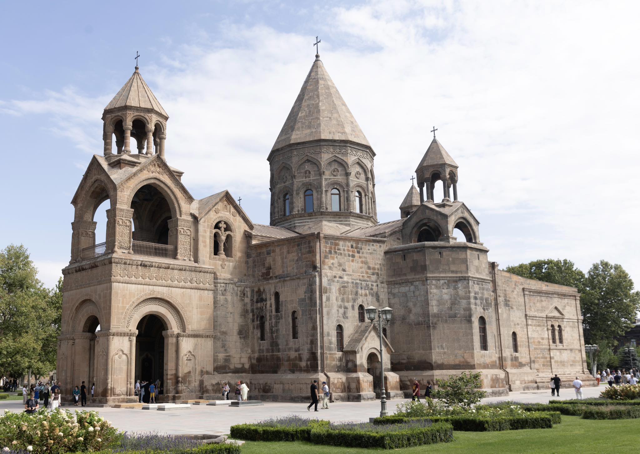 Կառավարությունը որևէ լիազորություն չունի Եկեղեցու բարենորոգությունը կառավարության ծրագրի մաս դարձնել․ Մայր Աթոռ Կառավարությունը որևէ լիազորություն չունի Եկեղեցու բարենորոգությունը կառավարության ծրագրի մաս դարձնել․ Մայր Աթոռ