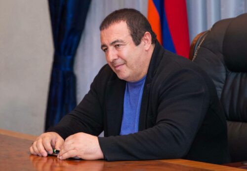 Մեկտեղեք ձեր ջանքերը՝ պայքարելու Բաքվում պահվող հայորդիների ազատ արձակման համար․ Ծառուկյան