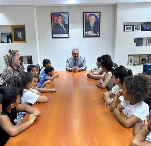 Այս ադրբեջանցի երեխաներին հավաքել են, որ պատմեն՝ Հայաստանն իրենց «պատմական հողն» է․ ադրբեջանագետ