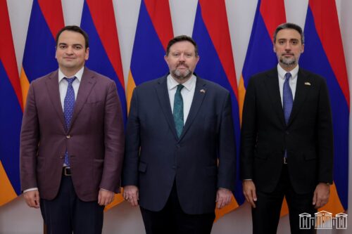 «Ուժեղ Հայաստան» խմբակցությունը հյուրընկալել է ՀՀ-ում ԱՄՆ դեսպանության գործերի ժամանակավոր հավատարմատարին