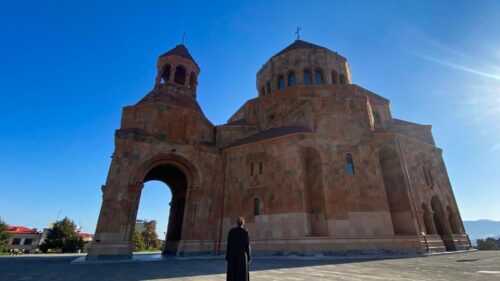 Նրանք, ովքեր ծիծաղում էին Գանձասարում, պետք է բացատրեն, թե ինչն էին զվարճալի համարում․ The Christian Post