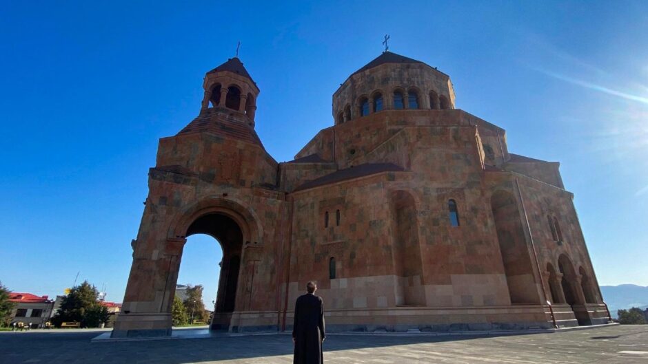 Նրանք, ովքեր ծիծաղում էին Գանձասարում, պետք է բացատրեն, թե ինչն էին զվարճալի համարում․ The Christian Post